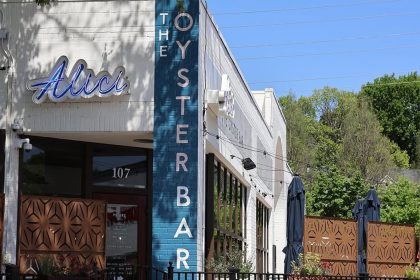 Alici Oyster Bar in Midtown Atlanta closes.
