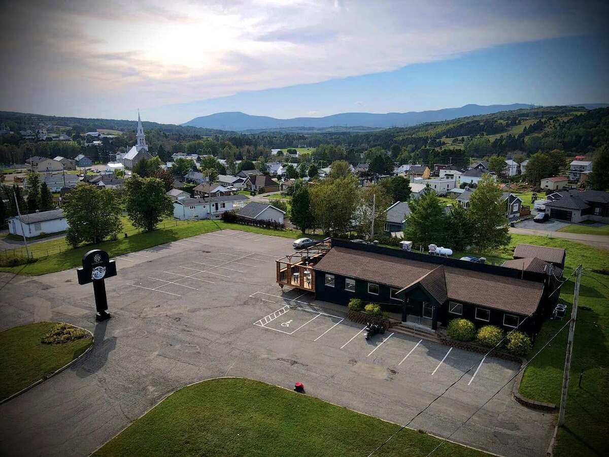 Chez Rita Reopening in Saint-Tite-des-Caps This Spring