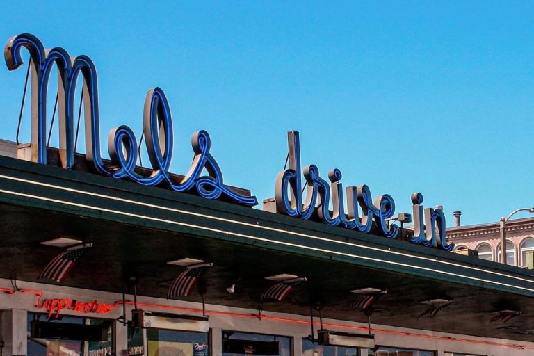 Mel’s Drive-In to Reopen on Lombard After Fire