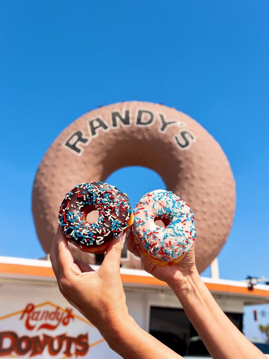 Randy’s Donuts Coming to Santa Clara