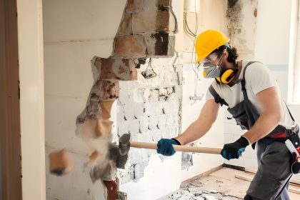 With this move, the McKinney, Texas-based company is hoping to restructure its debts while operations continue under court supervision.​