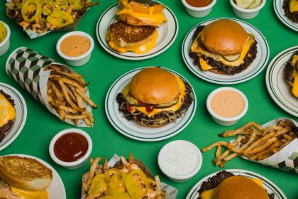 Burger She Wrote Opening New Location in Sherman Oaks