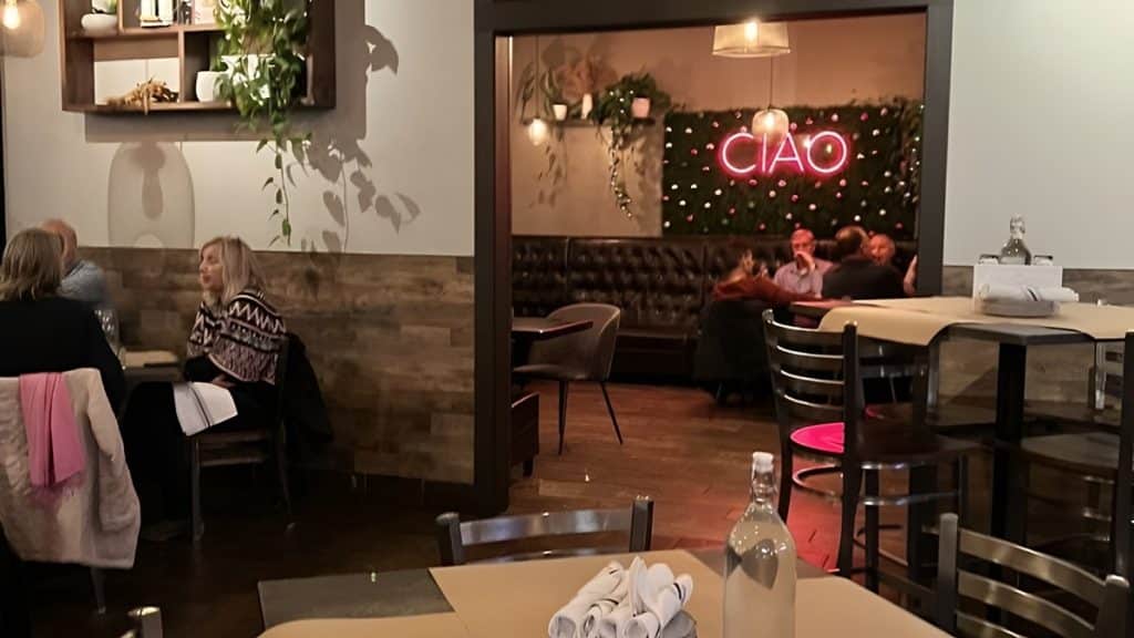 Inside the Italian restaurant, Ciao (Source: Yelp by Saul O.)