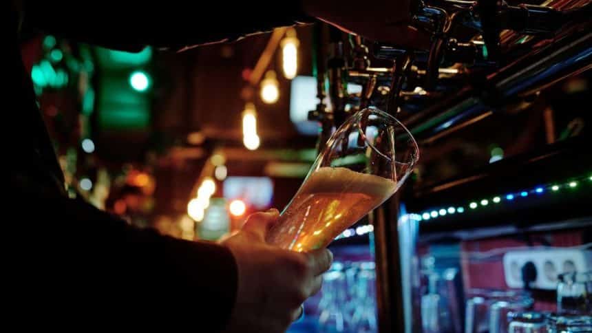 The longtime brewery from New Jersey has taken this step in an attempt to reorganize its business operations amid financial pressures.​