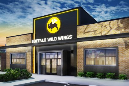 Buffalo Wild Wing Plants a Nest on the Former Fuddruckers