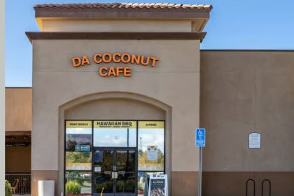 Da Coconut Cafe, a Hawaiian dining spot in Temecula’s Vail Ranch Center, has suddenly closed after 13 years.