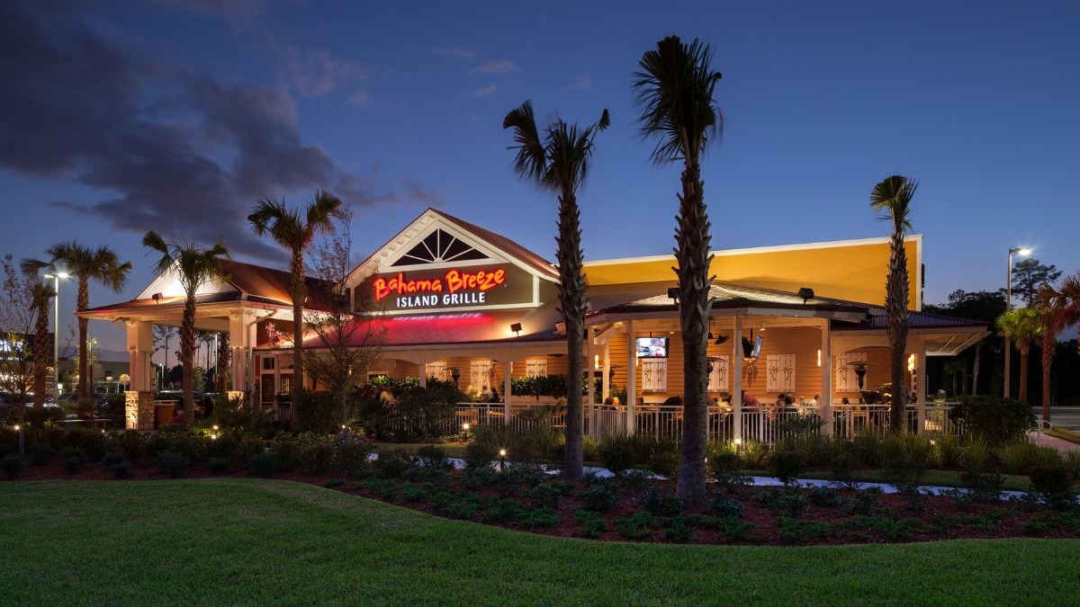 Darden Restaurants announced it has completed its strategic review of Bahama Breeze, confirming plans to close and convert locations. 