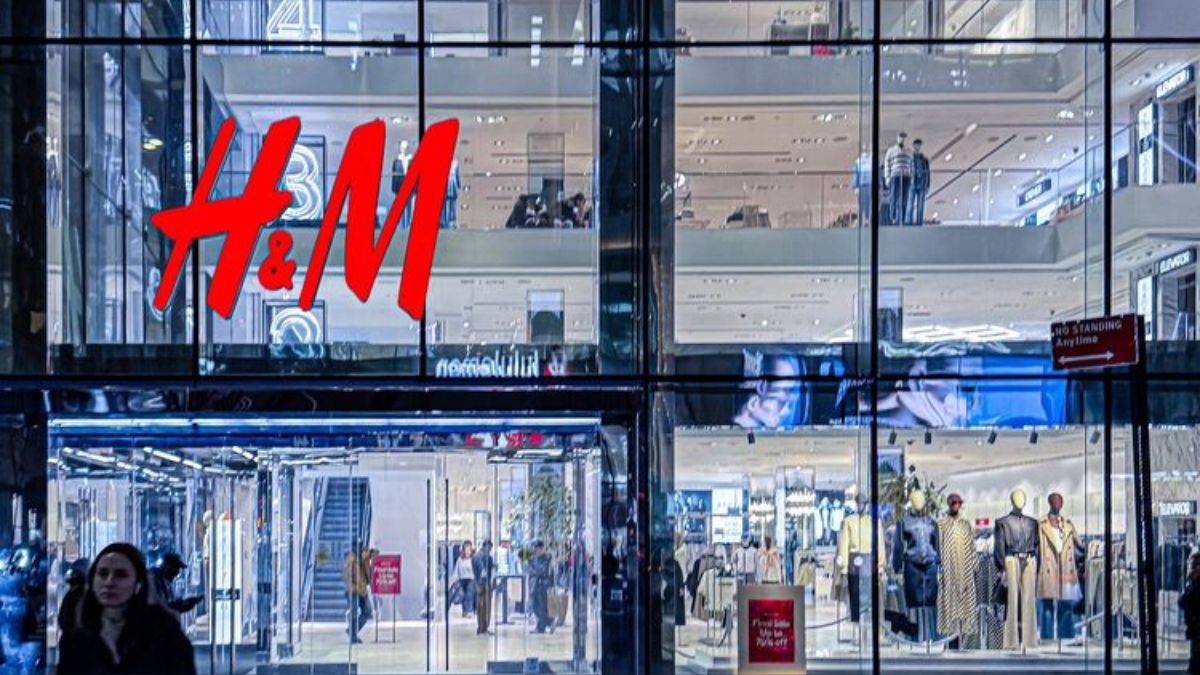 Outside image of H&M Store