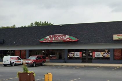 Kenootz Pizza in Midlothian has closed after nearly four decades in business as the longtime owners, Dee and Ken,  announced their retirement.