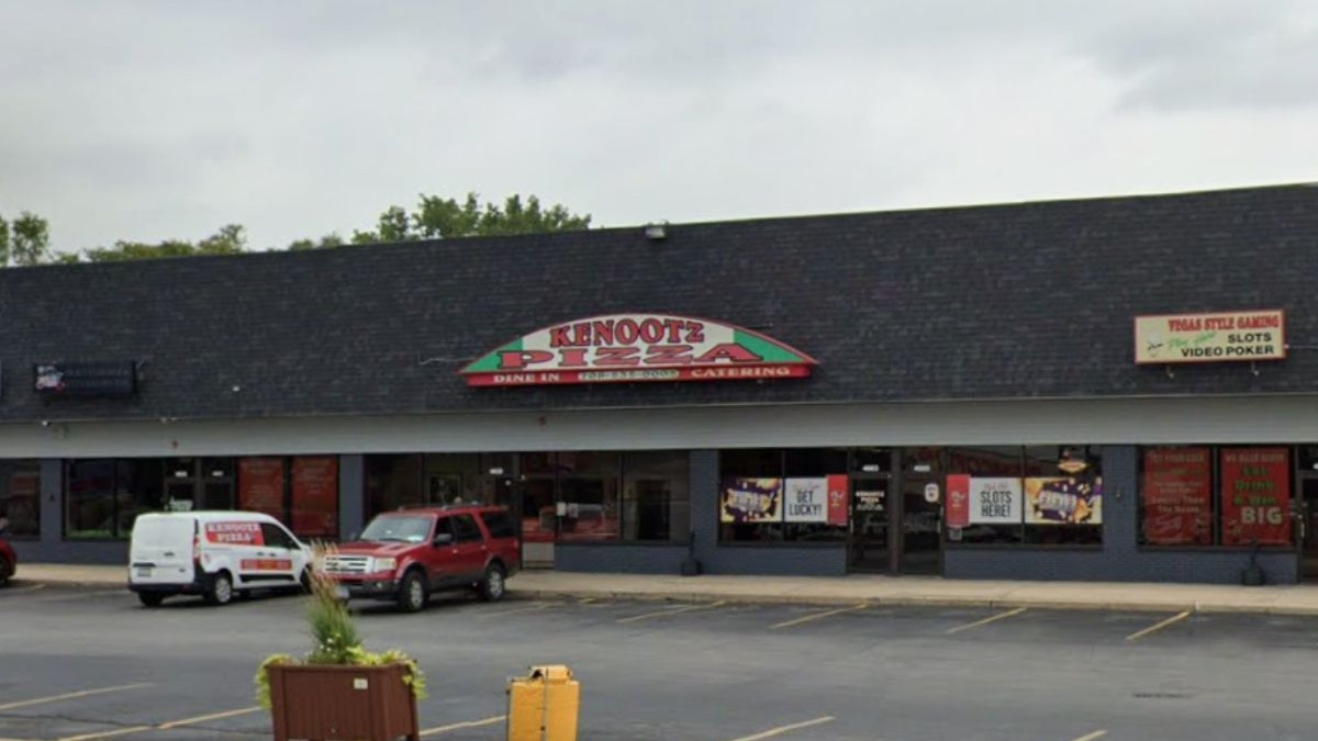 Kenootz Pizza in Midlothian has closed after nearly four decades in business as the longtime owners, Dee and Ken,  announced their retirement.