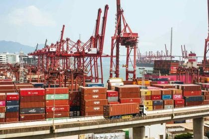 As January comes to an end, bankruptcy filings are being increasingly adopted amid mounting financial pressures across sectors.