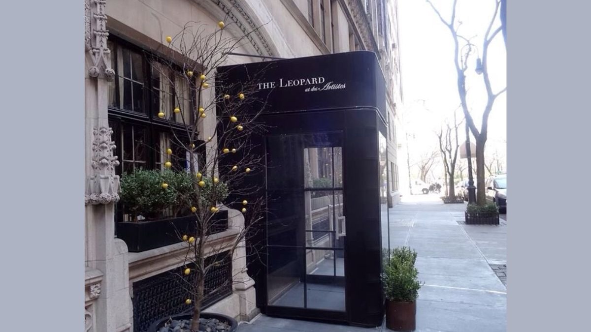 The Leopard at Des Artistes, a celebrated Southern Italian restaurant in New York’s Hotel des Artistes, is closing after 15 years of service. 