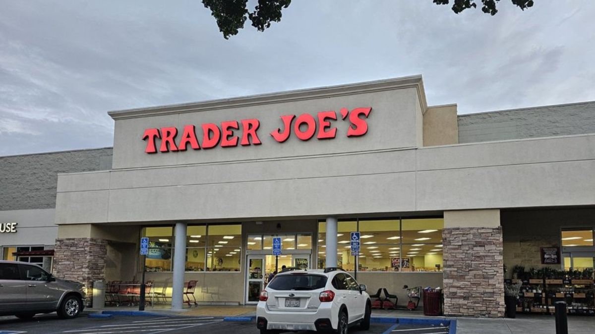 Trader Joe's storefront