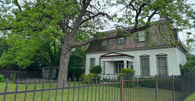 Kennedy’s Tavern to Open in New Braunfels