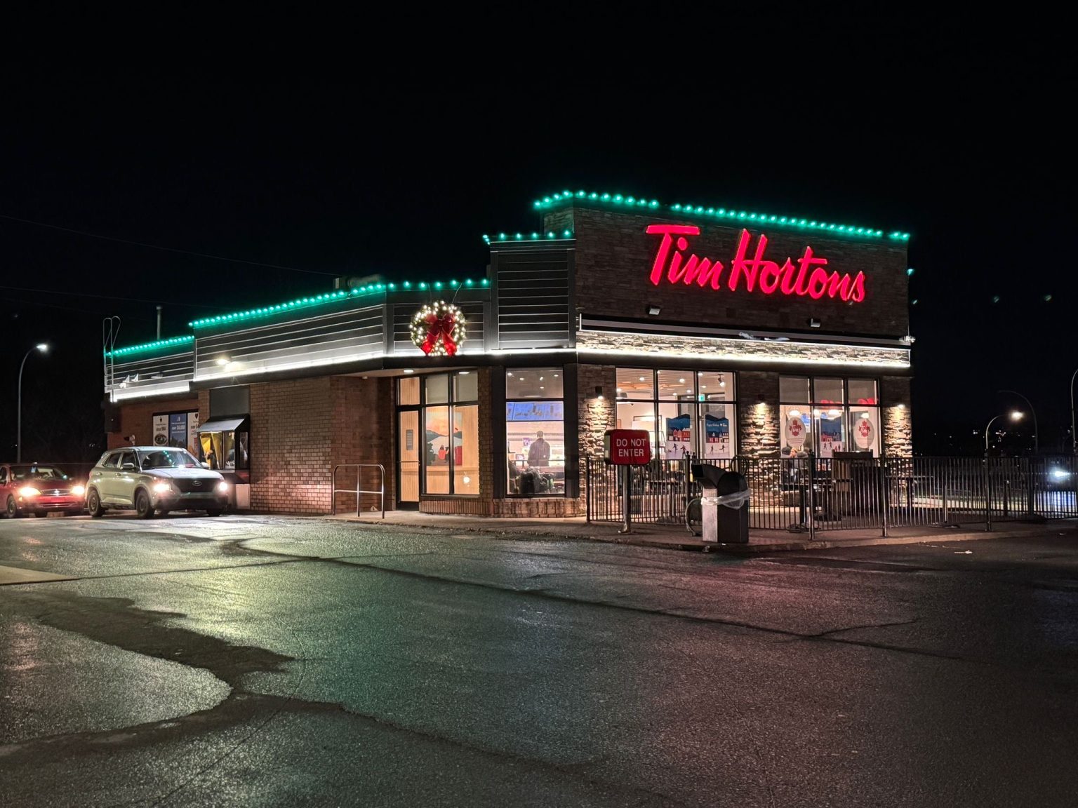 Tim Horton's to Debut in Redland Plaza