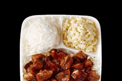 Hawaiian Bros is Heading to Medina Station