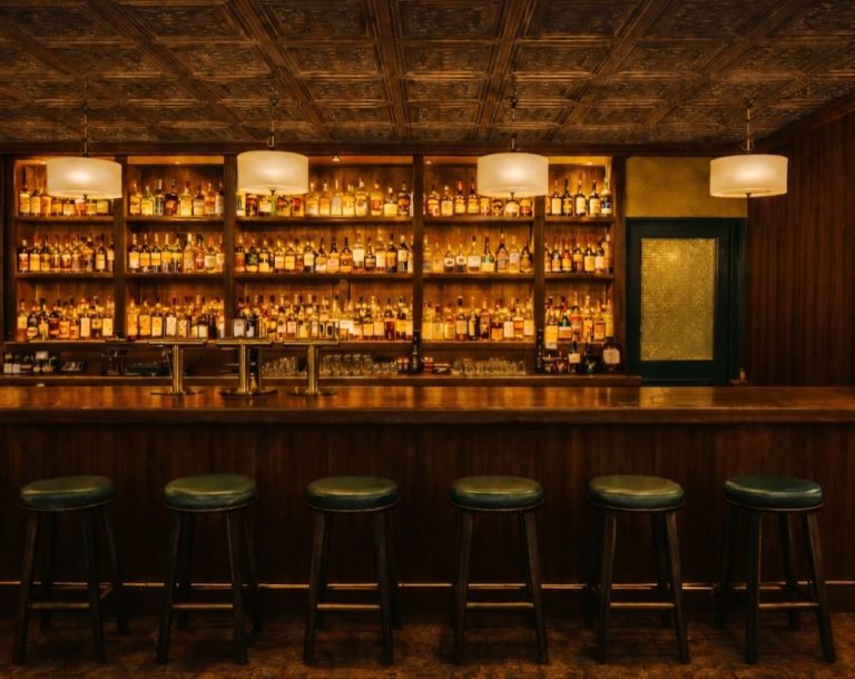 Opening at The Distrikt: The Lucky Otter