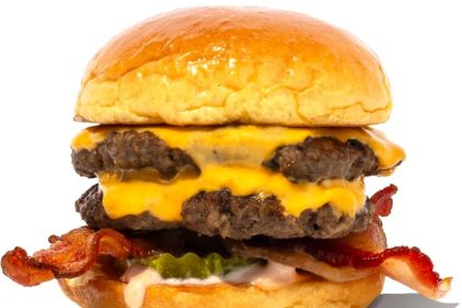 Smalls Sliders to Open in West Palm Beach