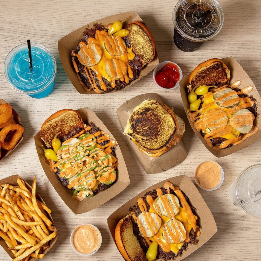 Small’s Smash Club Coming to Laguna Beach