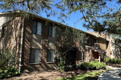 Arrowhead Apartments image