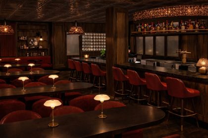 Diner-Style Au Cheval Heading to 12 South