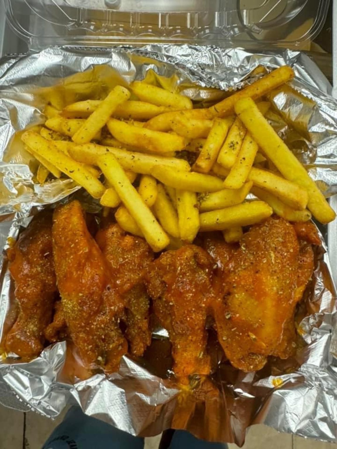 Burger and Wing Joint, Bandos, Relocating