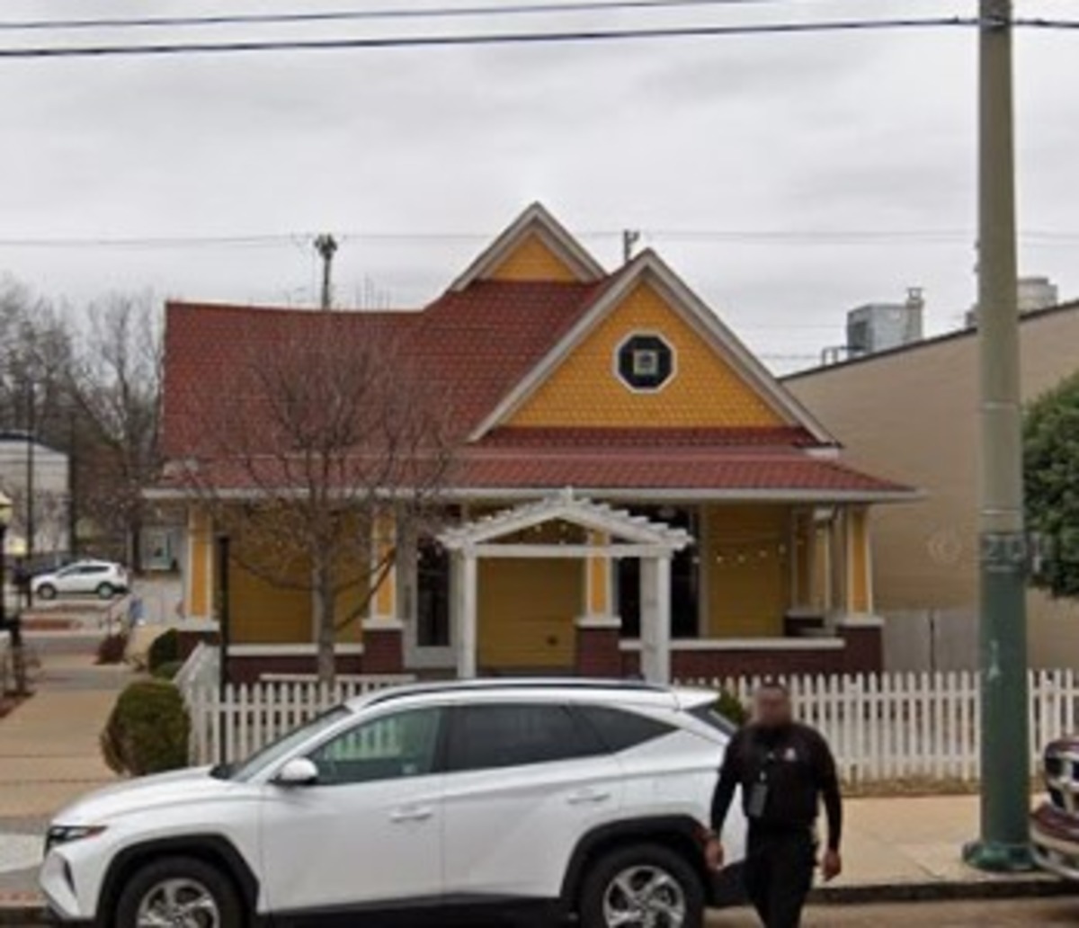 Dog & Bone Bringing British Charm and a Warm Welcome to Memphis