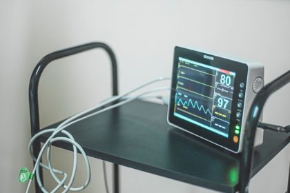 ECG machine monitor