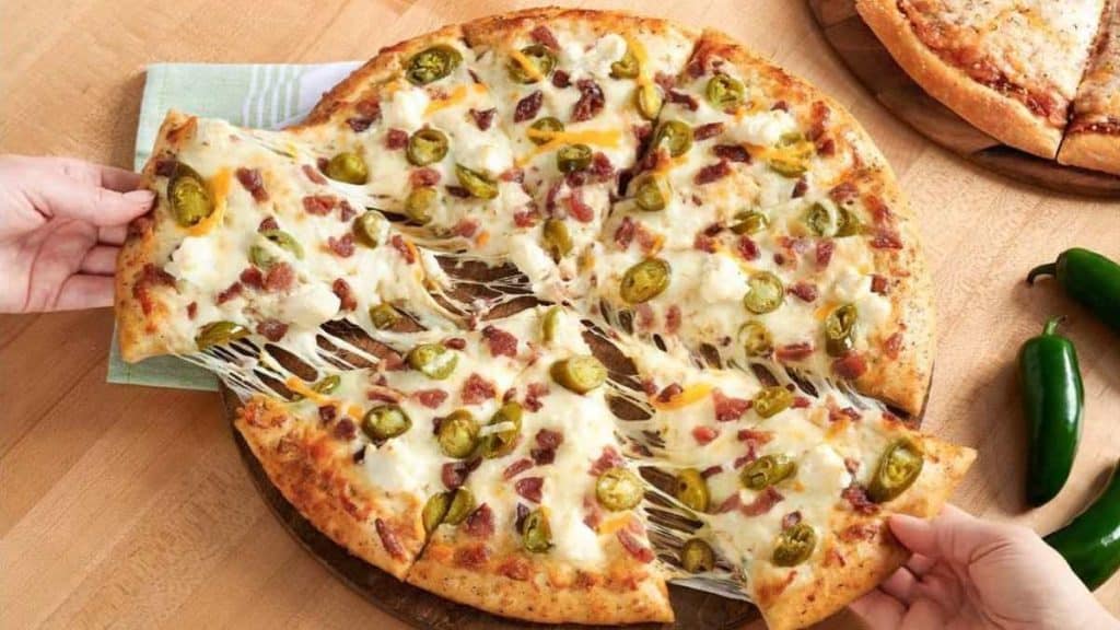 This is an image of the new Jalapeño Popper Pizza from Papa Murphy’s.