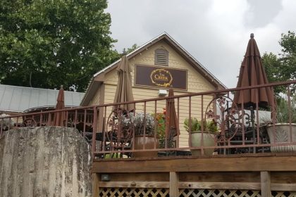 A beloved seafood-centric fine dining restaurant in Boerne, Texas, will serve its final meal to the community on March 14, 2026. 