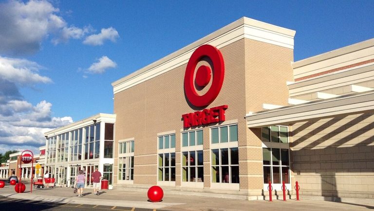 Walmart’s Major Rival Plans 30 New Stores in 2026 (Here’s What to know)