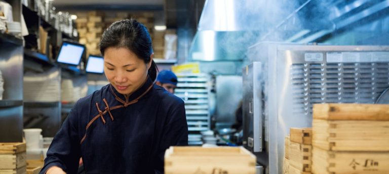 Ling Qi Wu Plans Second Holly Wu Opening