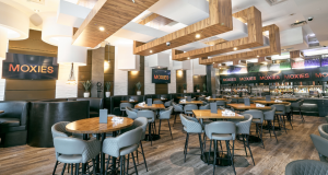 Moxies Eyes Coral Gables