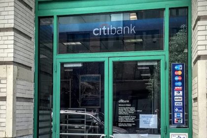 Citigroup to layoff 200+ employees.