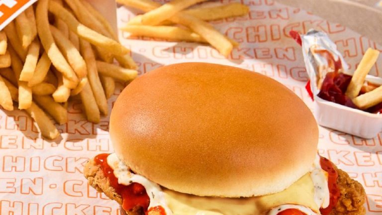 Fast-Growing Burger Chain to Open New Outlet in Franklin on March 24