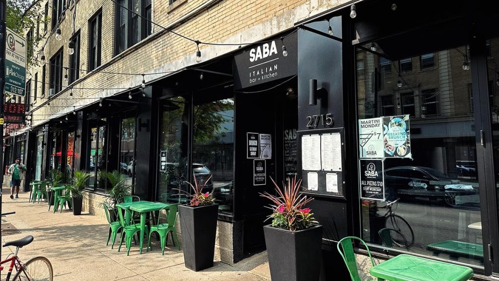 Three food establishments have closed their doors permanently in Chicago in March 2026.