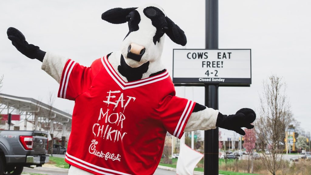 Chick-fil-A to open new location in Detroit.