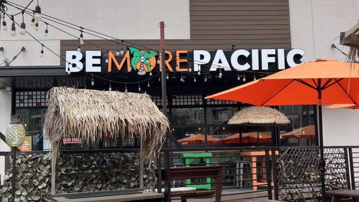 The menu offered dishes like Crispy Spam Musubi, Filipino BBQ, Kare Kare and Bacon Fried Rice.
