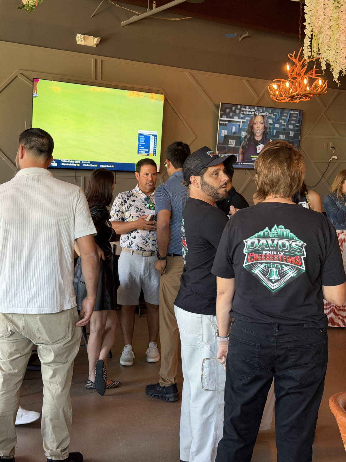 Jacksonville Restaurateurs and Industry Leaders Connect at What Now Media Group’s