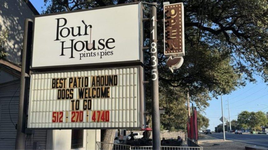 Pour House signboard image