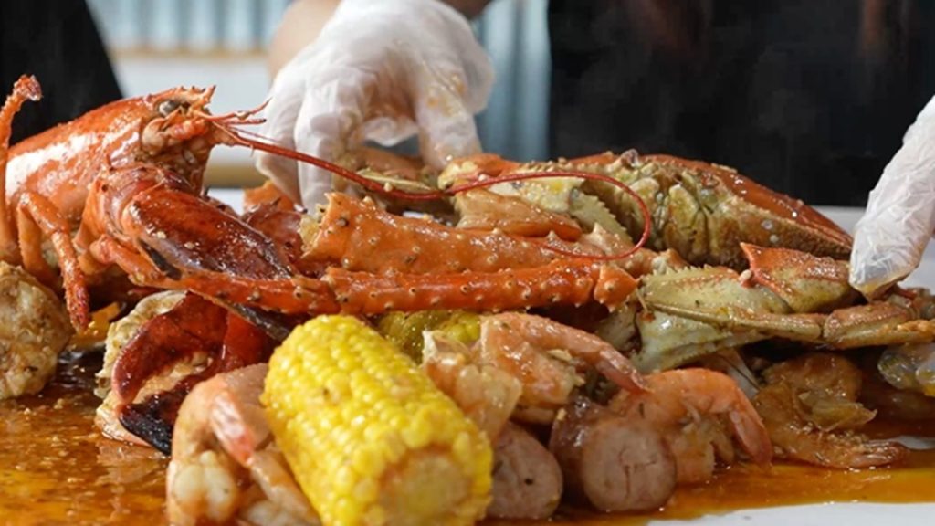 Angry Crab Shack to open new location.
