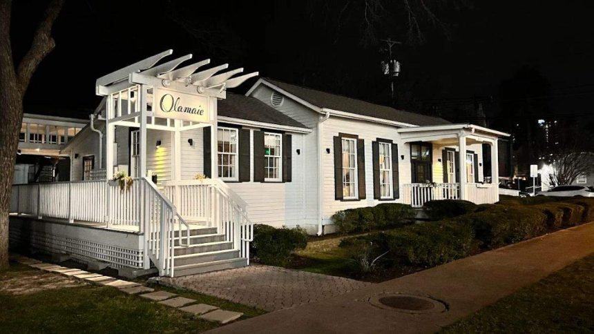 Street view of Olamaie restaurant in Austin (Scott | Google Reviews)