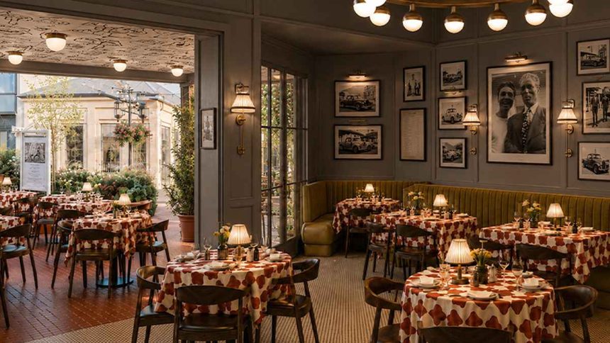 Alphabet Bar & Grill is opening in Palisades Village.