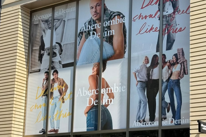 Abercrombie & Fitch Prepares New SouthPark Mall Store