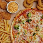 EWG Ranks 12 Fast Food Chains as per use of chemicals in their offerings