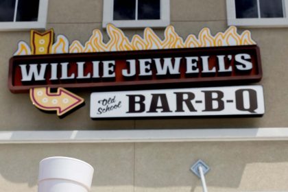 Willie Jewell’s Old School Bar-B-Q Coming to Jacksonville International Airport