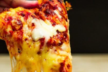 Angelo’s Pizza Pasta and Deli Slicing into Olney