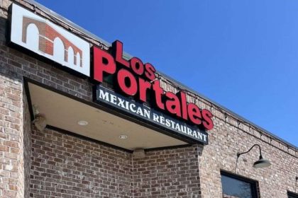 This image shows an outer view of Los Portales