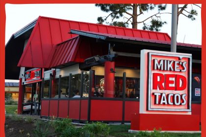 Mike’s Red Tacos Franchisee Signs 15-Unit Agreement for Michigan