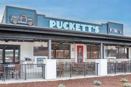 Puckett's Hendersonville storefront image
